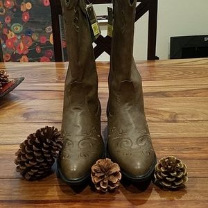 Nwt Roper Womens Size 9 Cowgirl Boots